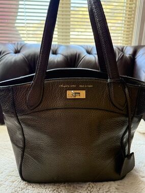 A.D.M.J Japanese Luxury GUC Elegant Metallic Brown Pebbled Leather Gold Hardware